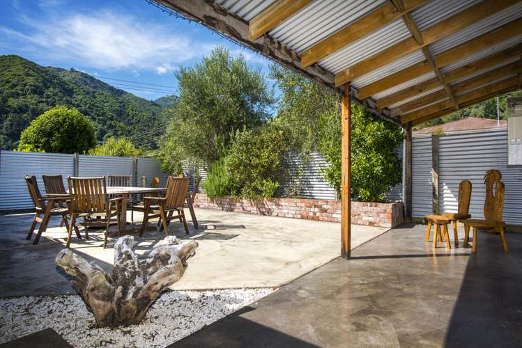 30 Wairau Road Picton_2