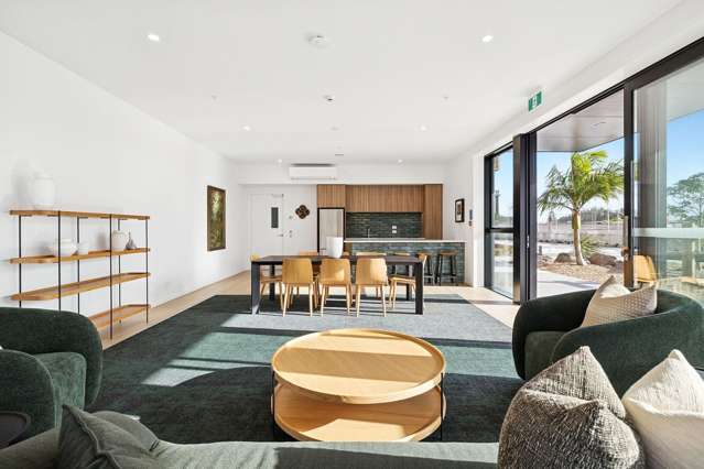 106/2B Te Ara Taurapa Point Chevalier_2