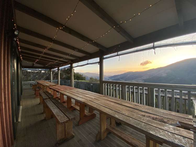 194 Cable Bay Road Hira_17