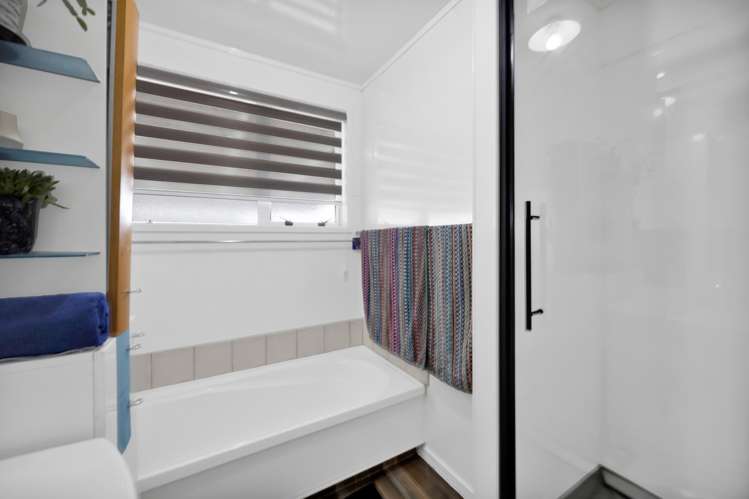 10A Cloten Road Stratford_12