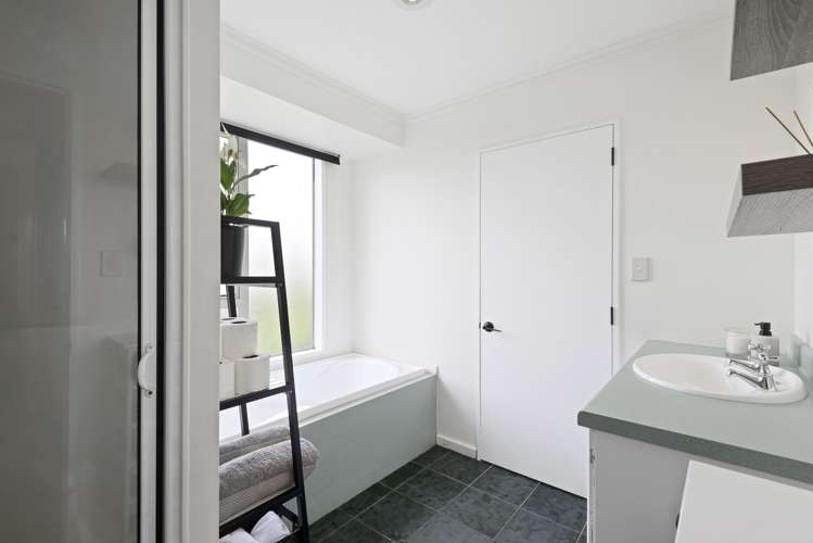 2321 South Eyre Road West Eyreton_17