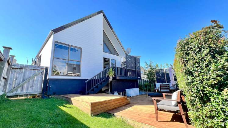 8B Himalaya Crescent Lynfield_18