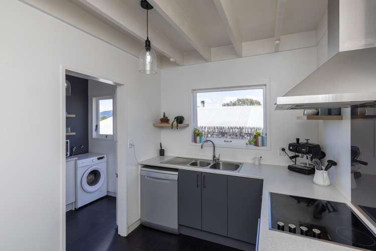 2 Bermuda Grove Paraparaumu Beach_13