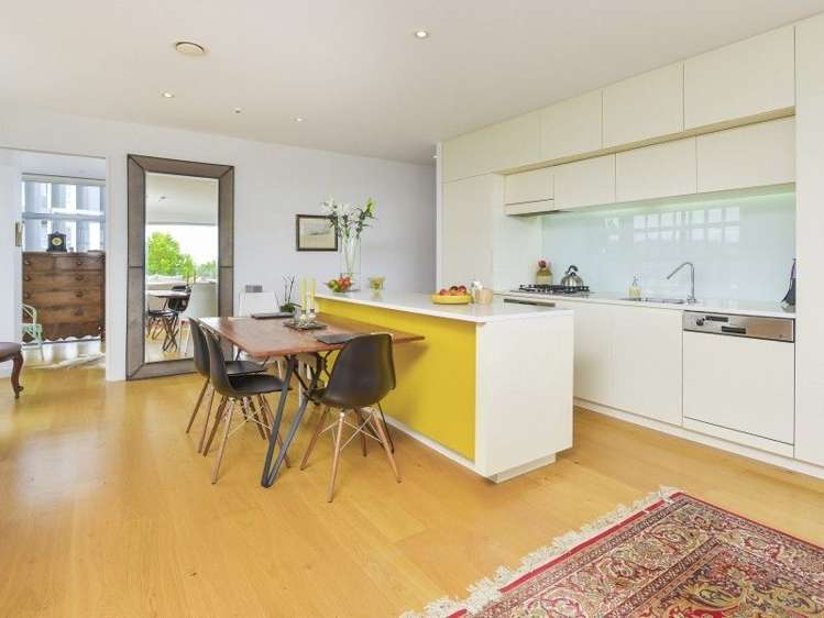 307/19 Surrey Crescent Grey Lynn_10