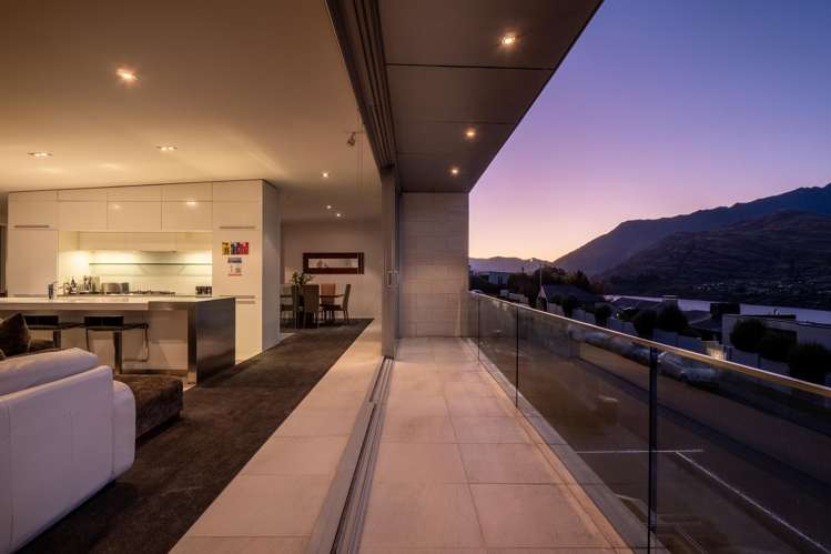 74 Panorama Terrace Queenstown Hill_7