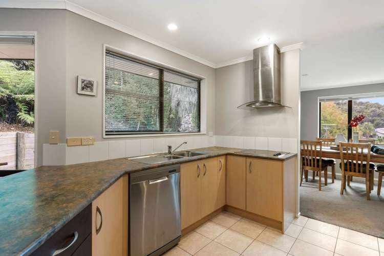 30 Helen Ryburn Place Torbay_6