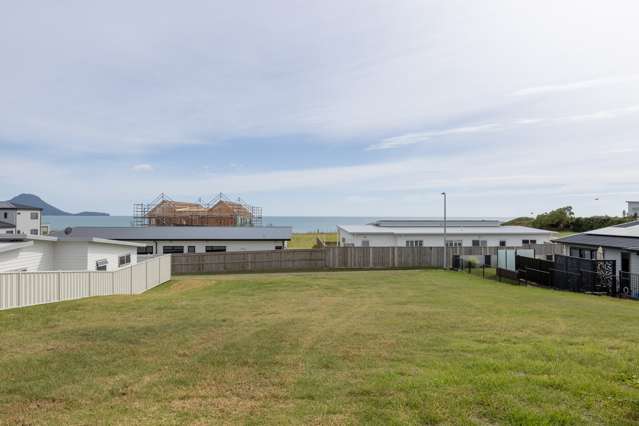 62 Pacific Parade Coastlands_2