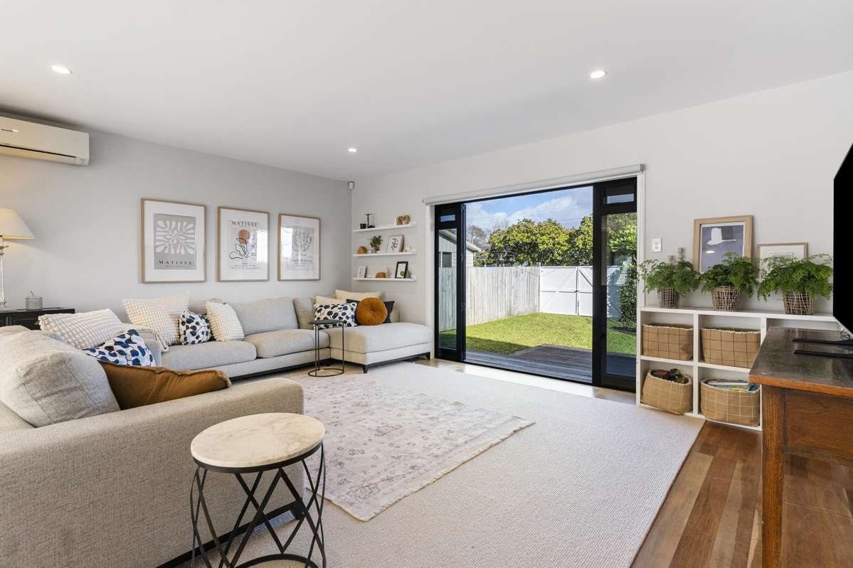 2/49 Roseberry Avenue_3