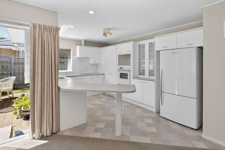 1/28 Hattaway Avenue Bucklands Beach_10