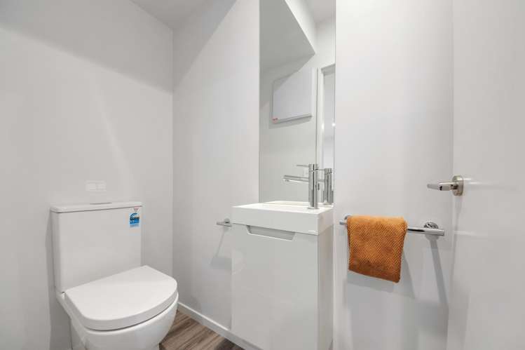 3/67 Osborne Street Waltham_13