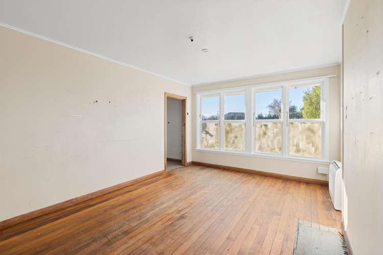 8-10 Dix Crescent Riversdale_5