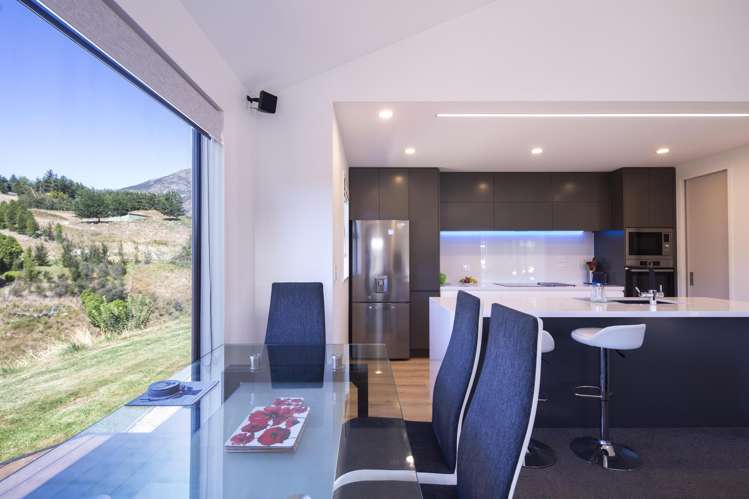 7 Longlands Street Dalefield/Wakatipu Basin_7