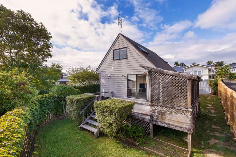 16b Seaview Terrace Mount Albert_11
