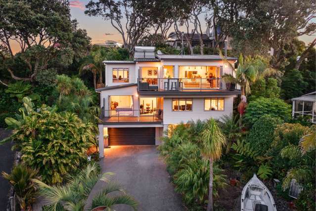 Just 150 Steps To The Beach