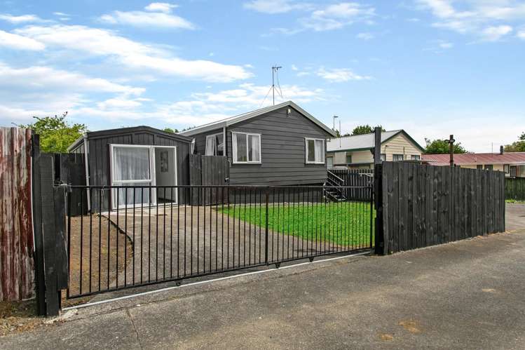 1/73 Redcrest Avenue_0