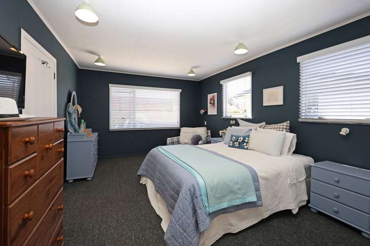 7 Waitaki Drive East Otematata_11