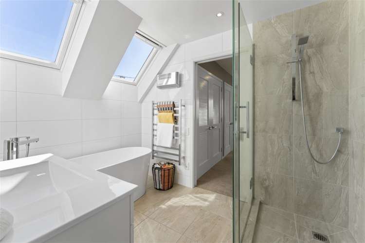 24 Poynder Avenue Merivale_13