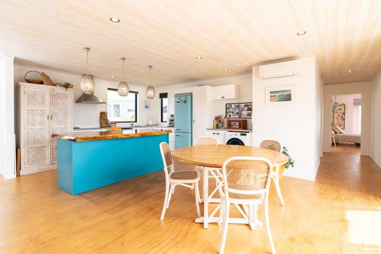 19 Tunarau Street Raglan_1