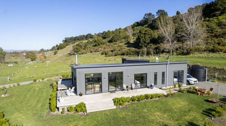 695f Chester Road Carterton_19