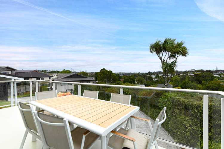 54 Halsey Drive Lynfield_11