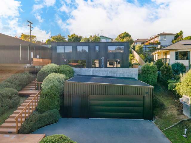Stylish Modern Family Home
