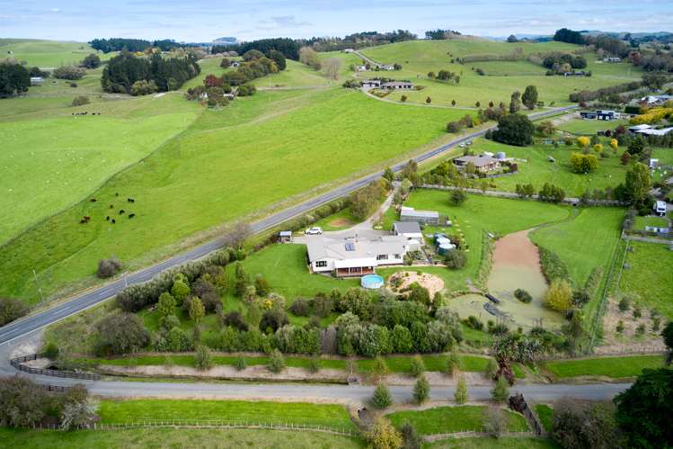 221 Racecourse Road Waipawa_18