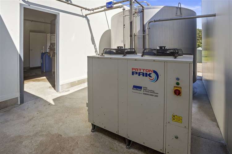 57 Hall Road Hikuai_10