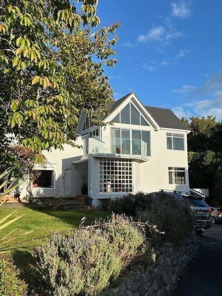 1A Tui Crescent_0