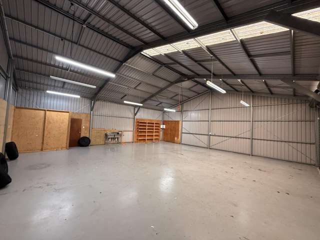 8A Swans Road Bell Block_1