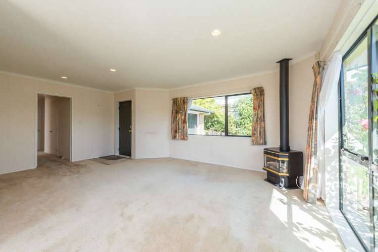 9 Amberly Rise Helensville_4