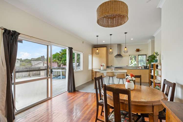 2/73 Keegan Drive Massey_6