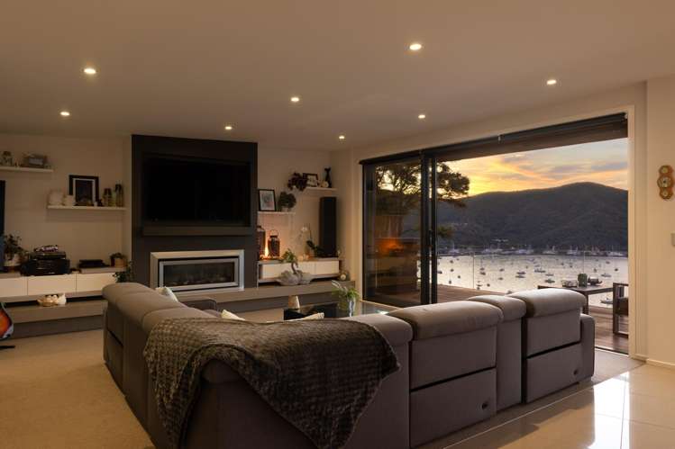 27 Amelia Crescent Waikawa_2