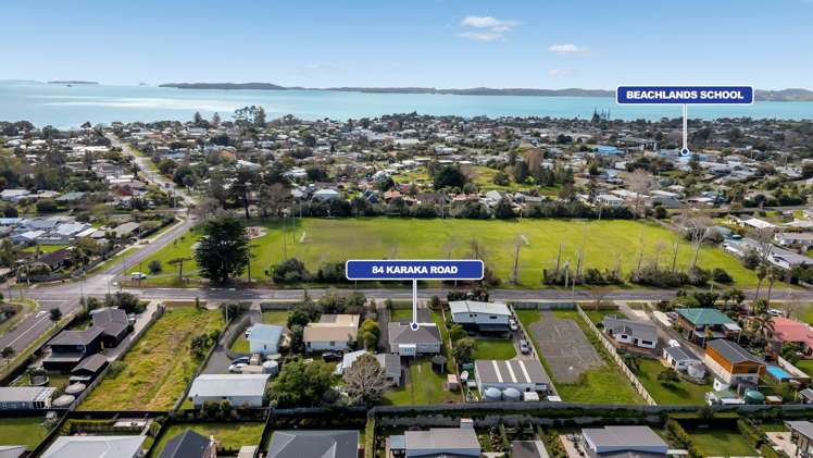 84 Karaka Road Beachlands_16