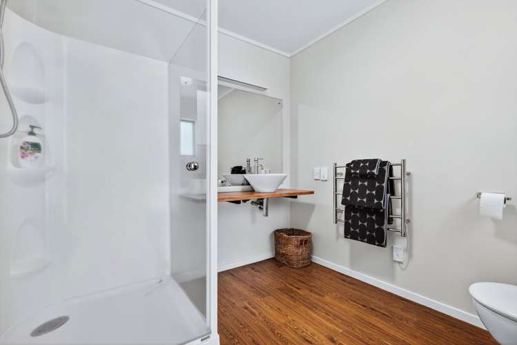 1080 Mapara Road Whakaipo Bay_20