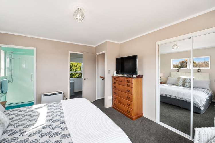 9 Maple Grove Owhata_14