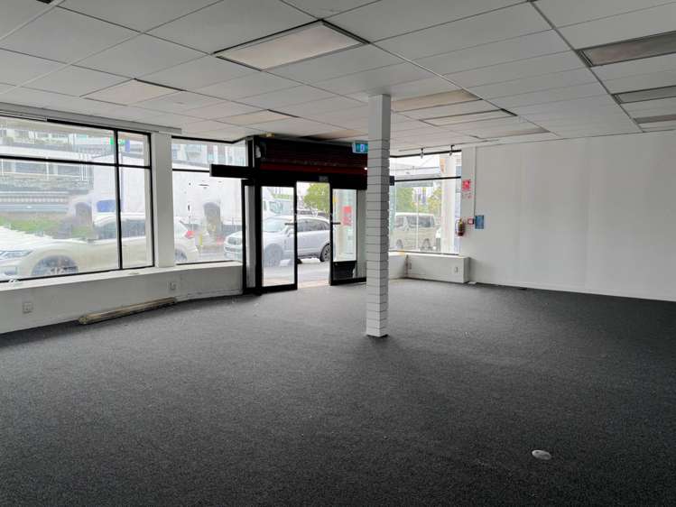 Shop 60/254-266 West Coast Road Glen Eden_1