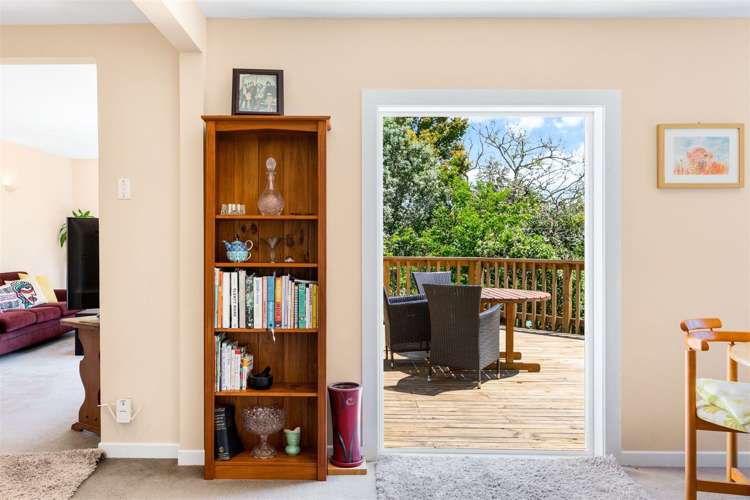 14 Derwent Crescent Titirangi_14