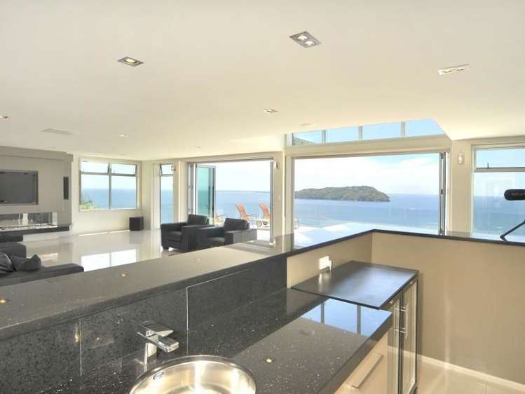 11 Pacific Drive Tairua_13