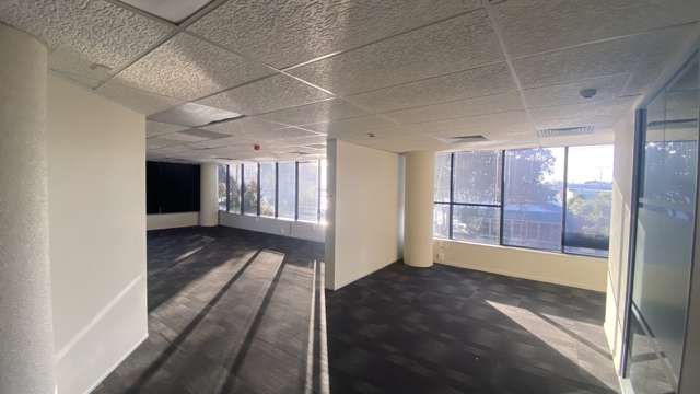 39 Anzac Road Browns Bay_3