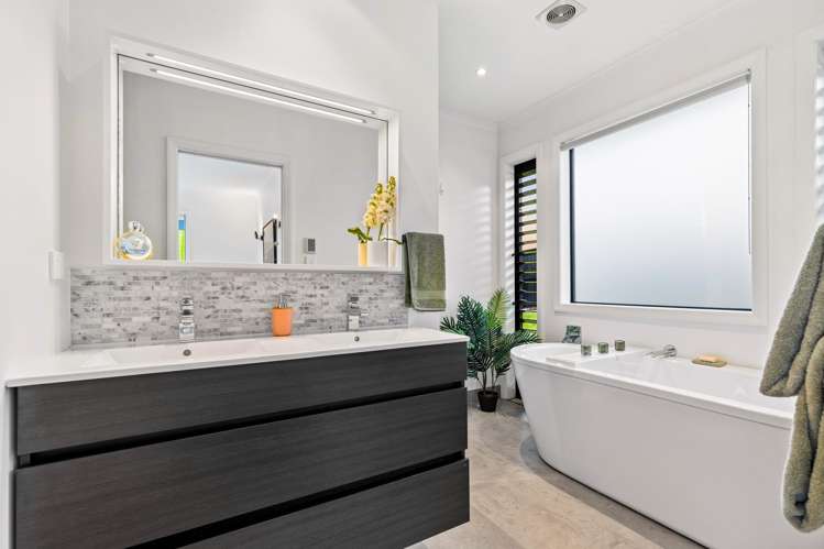 72 Vaughans Road Long Bay_17