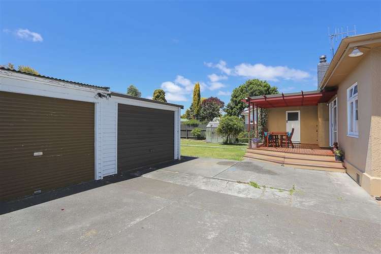 206 Leo Street Akina_11