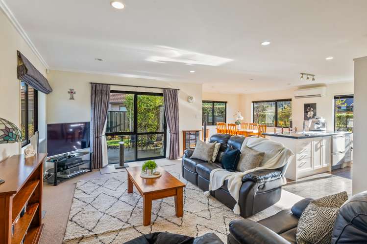 48 Sunstone Crescent Brown Owl_8