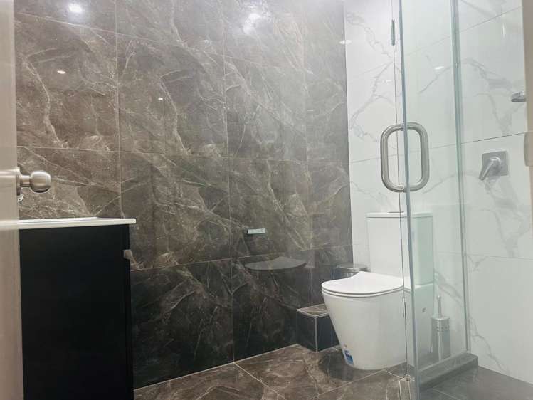 3/243 Mount Albert Road Wesley_3