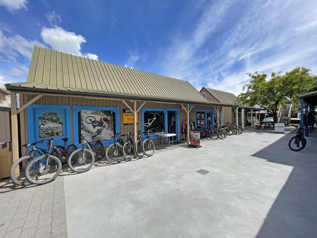 Units K and L Pembroke Mall, 17 Dunmore Street Wanaka_1
