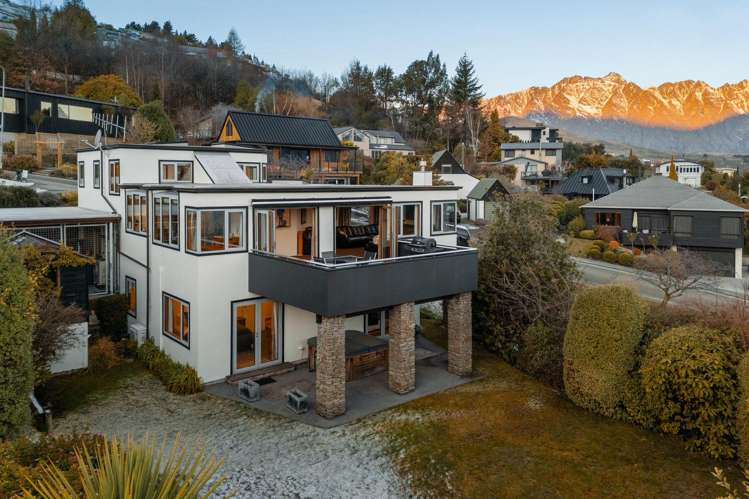 18 Dublin Street Queenstown Hill_21