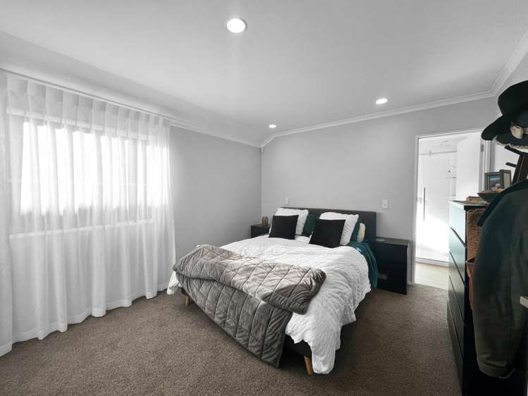 26 Kensington Drive 10792_7