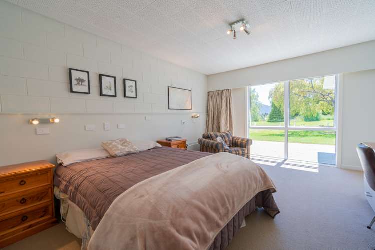 16 Burnby Place Te Anau_10