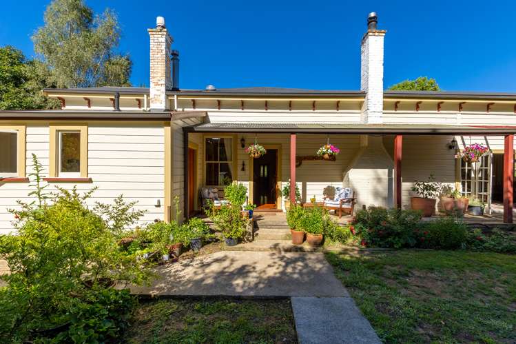 866 Dovedale Road Dovedale_16