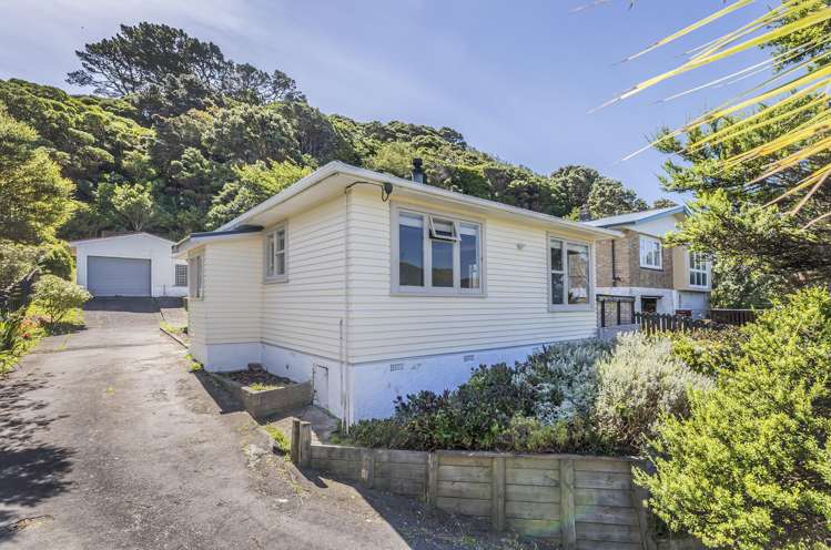 12 Raroa Place Pukerua Bay_22