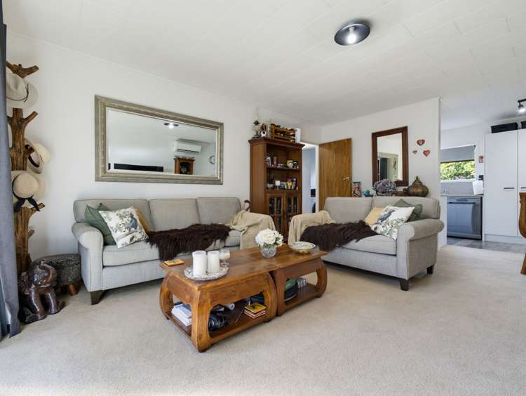 18a Edmund Road Mangakakahi_1